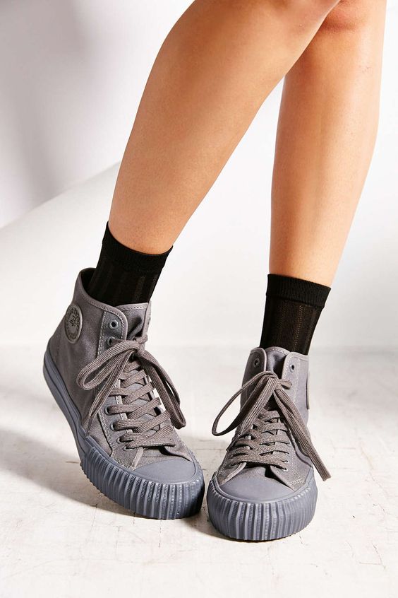 High-Top Women's Sneaker