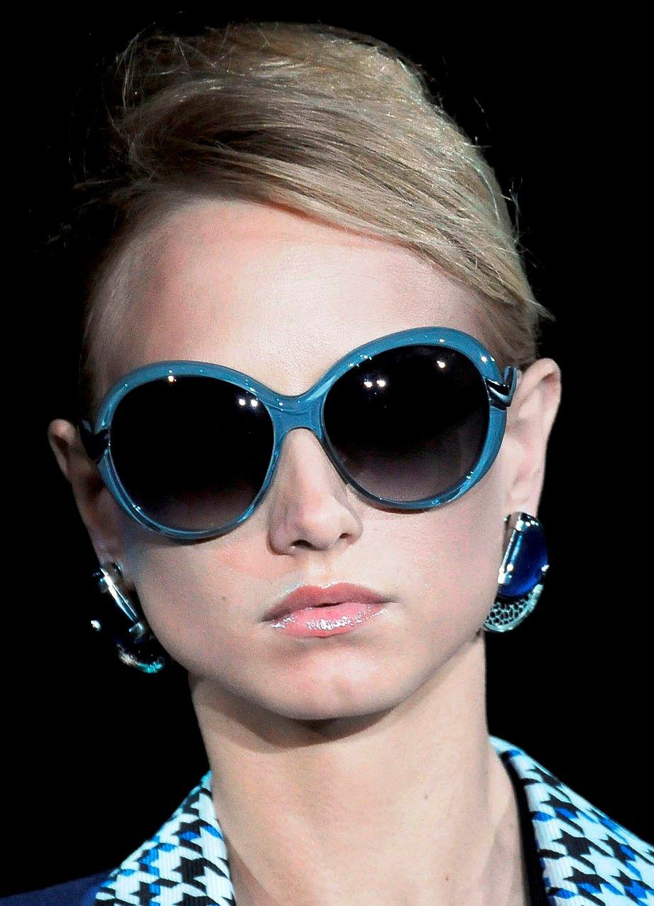 Coolest Sunglasses 2021 These 2021 Sunglasses Trends Will Make Any Outfit Cooler Enterisise 