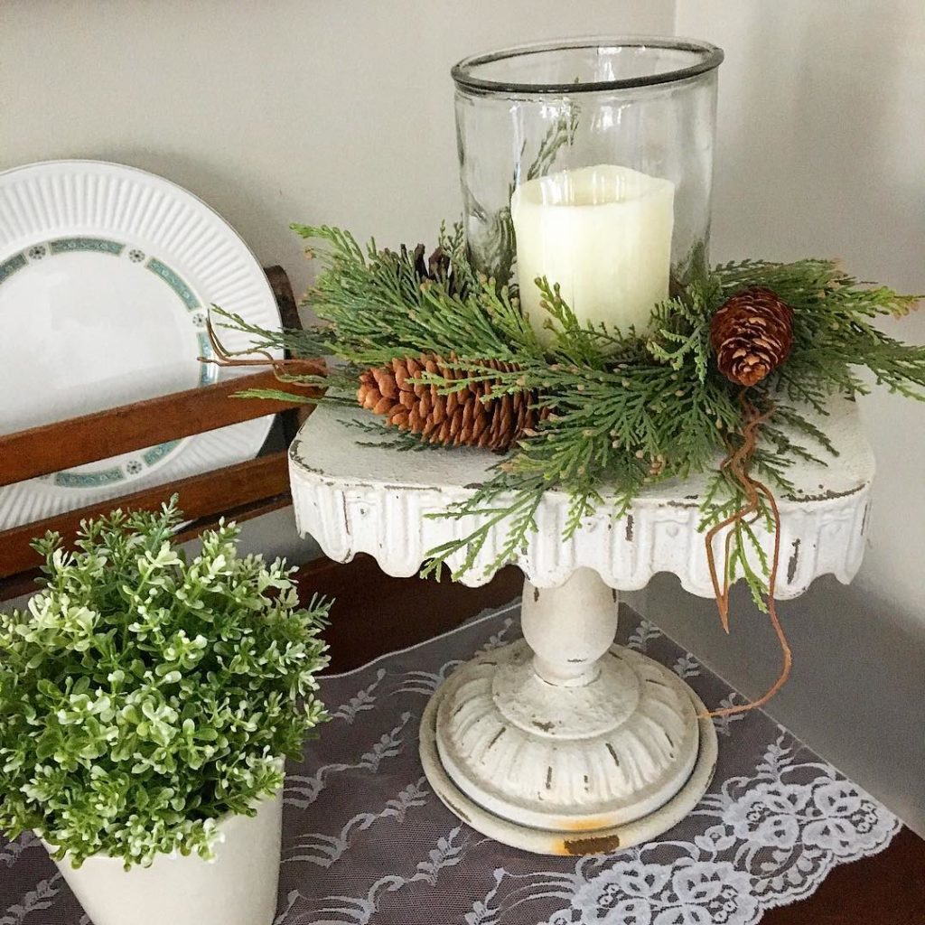 40 Creative And Atmospheric DIY Christmas Candle Holder