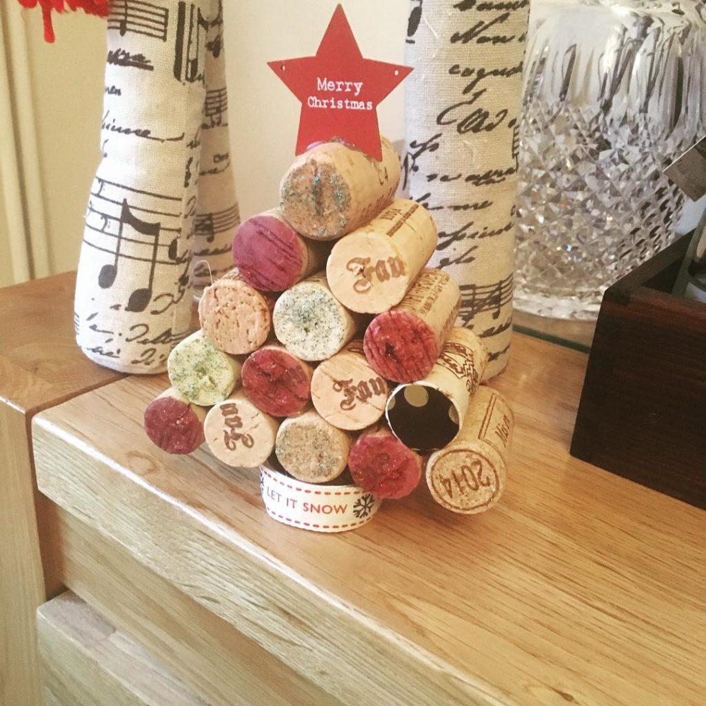 40+ Creative DIY Christmas Tree Alternatives For A Festive Holiday