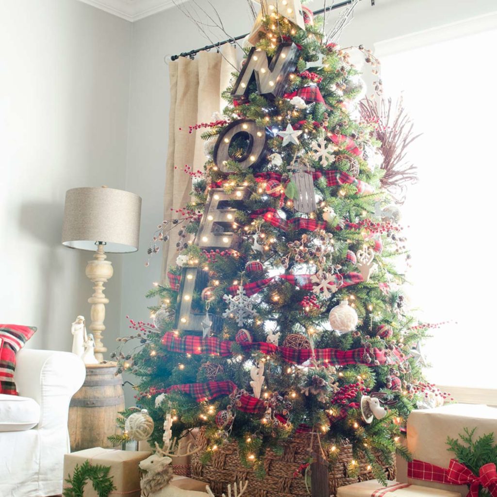 50 Creative Christmas Tree Ideas You Must Check Out Now