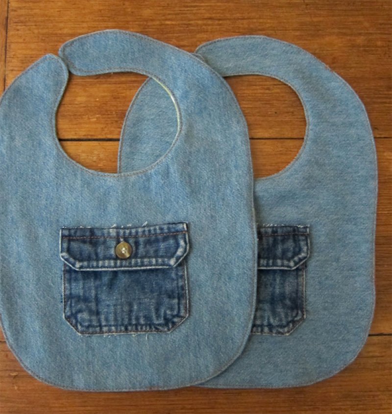 Denim Bib.